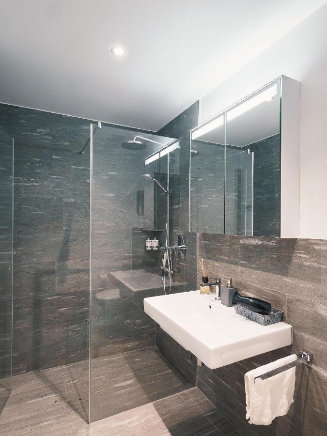 Montanas - Luxuswohnung Mit Kamin - Nahe Caumasee & Talstation Flims Luaran gambar